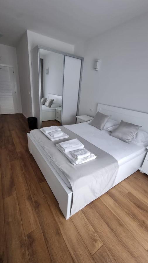 Elan Luxury Apartments & Rooms Plav Exterior foto